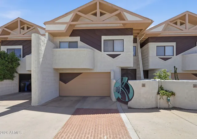 2nd image of 33 W Missouri Ave #22, Phoenix, AZ 85013 | MLS# 7068439