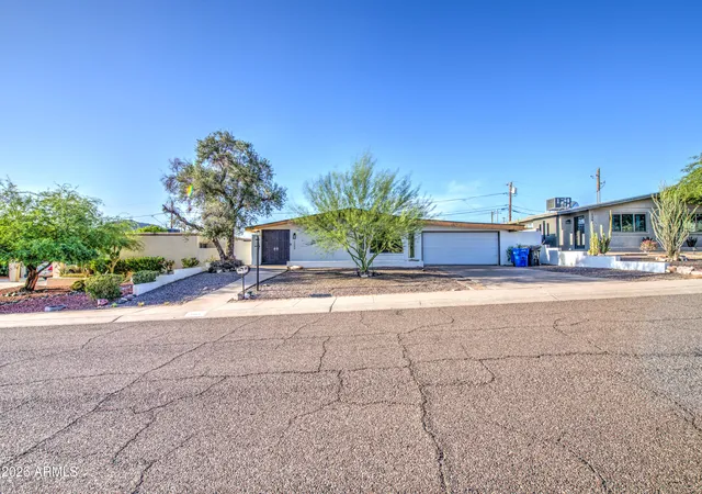 Photo 1 of Single family home for sale at 1340 E Townley Ave, Phoenix, AZ 85020 | MLS# 7068757 | Listing updated on 2026-09-02