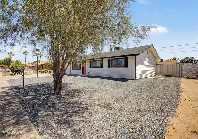 Photo 3 of Single family home for sale at 731 E Manor Dr, Casa Grande, AZ 85122 | MLS# 7069253 | Listing updated on 2026-09-22
