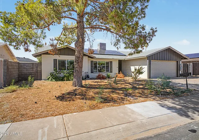 Photo 2 of Single family home for sale at 5111 W Greenway Rd, Glendale, AZ 85306 | MLS# 7069237 | Listing updated on 2026-08-23