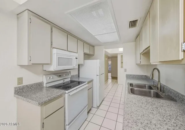 Photo 4 of Single family home for sale at 6120 E Augusta Cir, Mesa, AZ 85215 | MLS# 7068474 | Listing updated on 2026-09-07