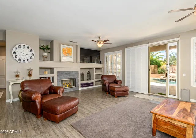 5th image of 18443 N Borgata Dr, Surprise, AZ 85374 | MLS# 7068480