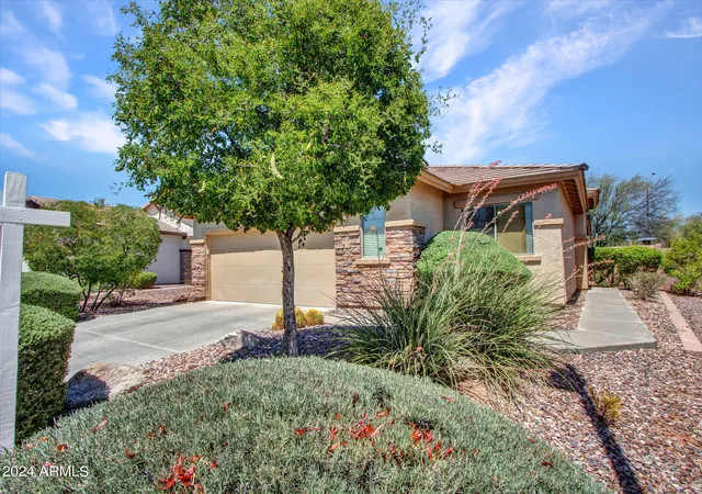 Single family home for sale at 40261 N La Cantera Dr, Anthem, AZ 85086 | MLS# 7071015