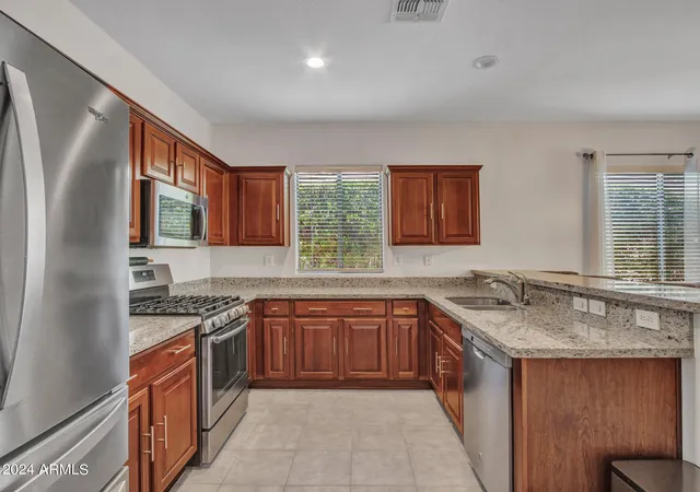 Photo 4 of Single family home for sale at 40261 N La Cantera Dr, Anthem, AZ 85086 | MLS# 7071015 | Listing updated on 2026-09-25