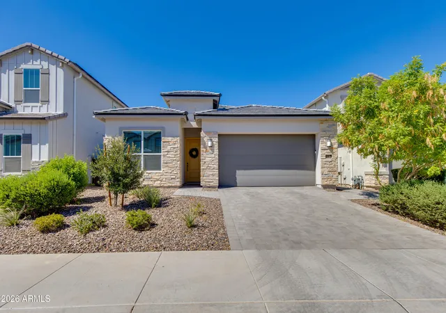 1st image of 5126 E Village Dr, Scottsdale, AZ 85254 | MLS# 7068952