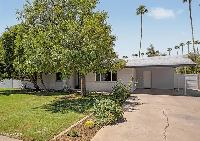 Photo 4 of Single family home for sale at 820 N Lesueur, Mesa, AZ 85203 | MLS# 7069017 | Listing updated on 2026-09-03