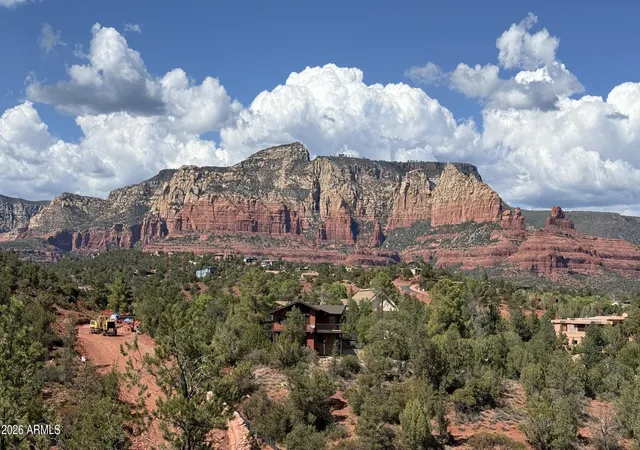 Photo 3 of Single family home for sale at 9 Sky Ridge Ct, Sedona, AZ 86336 | MLS# 7068549 | Listing updated on 2026-08-20