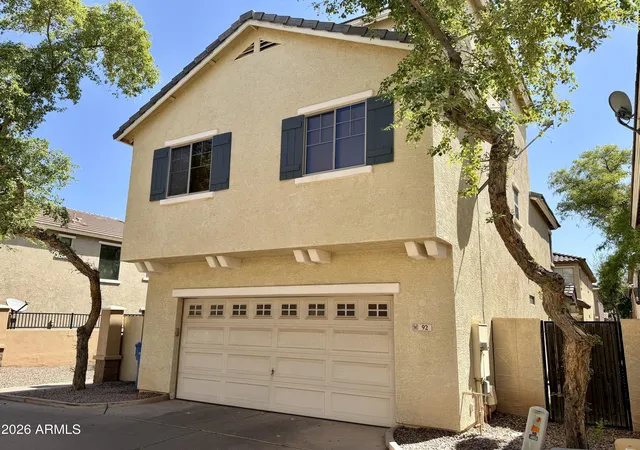 Photo 2 of Single family home for sale at 92 E Palomino Dr, Gilbert, AZ 85296 | MLS# 7068636 | Listing updated on 2026-09-09