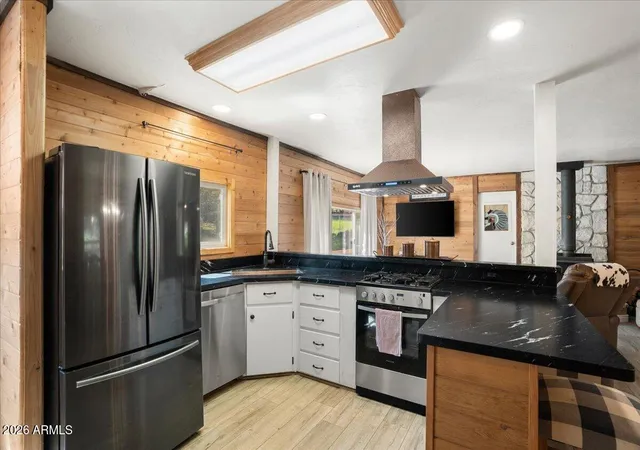 Photo 3 of Manufactured home for sale at 4731 S Deer Trl, Prescott, AZ 86303 | MLS# 7068603 | Listing updated on 2026-10-06