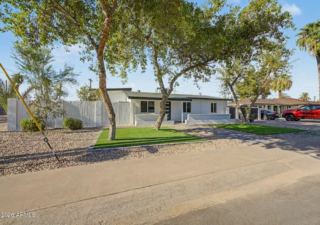 Photo 2 of Single family home for sale at 2238 W Catalina Dr, Phoenix, AZ 85015 | MLS# 7069095 | Listing updated on 2026-09-09