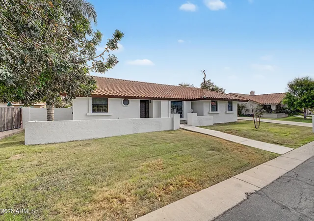 Photo 2 of Sale Pending at 685 E Linda Ln, Gilbert, AZ 85234 | MLS# 7069616 | Listing updated on 2026-09-14
