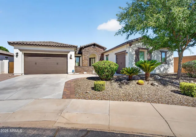Photo 1 of Single family home for sale at 1481 S Carriage Ln, Chandler, AZ 85286 | MLS# 7069255 | Listing updated on 2026-08-21