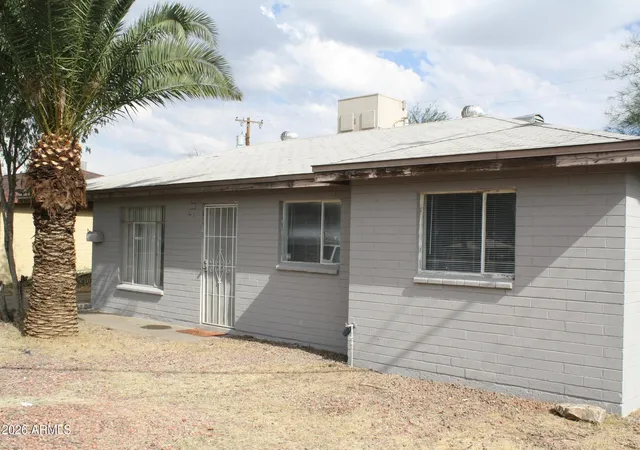 Photo 2 of Single family home for sale at 4301 N 51st Ave, Phoenix, AZ 85031 | MLS# 7073333 | Listing updated on 2026-09-15