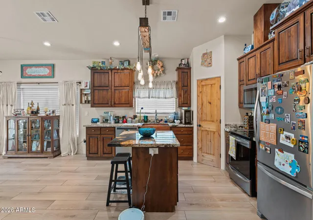 Photo 3 of Single family home for sale at 55400 N Vulture Mine Rd, Wickenburg, AZ 85390 | MLS# 7068827 | Listing updated on 2026-08-28