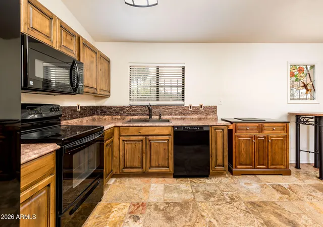Photo 4 of Sale Pending at 5013 E Shasta St, Phoenix, AZ 85044 | MLS# 7072119 | Listing updated on 2026-09-27