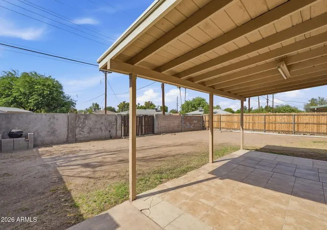Photo 3 of Sale Pending at 2231 W Orangewood Ave, Phoenix, AZ 85021 | MLS# 7068797 | Listing updated on 2026-09-19