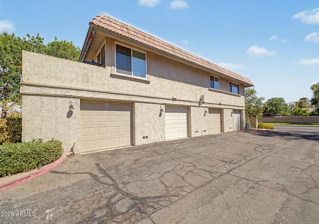 Photo 3 of Townhouse for sale at 5631 S Bounty Ct #B, Tempe, AZ 85283 | MLS# 7068987 | Listing updated on 2026-09-02
