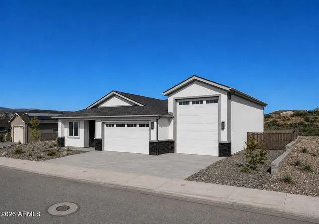 1st image of 523 Cleopatra Hill Rd, Clarkdale, AZ 86324 | MLS# 7070145