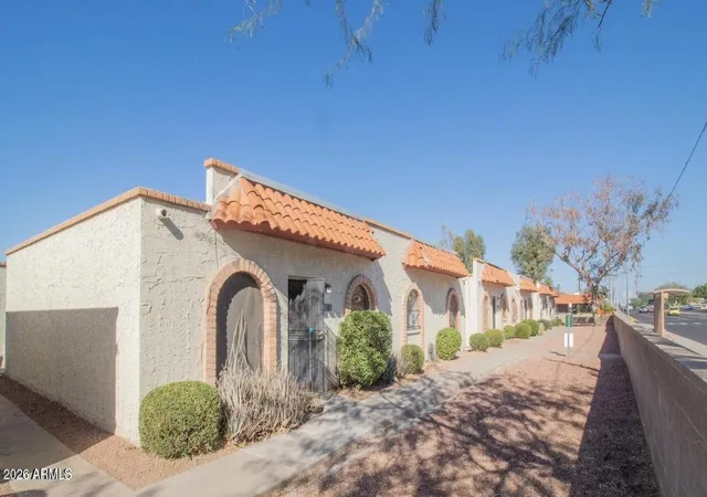 1st image of 9222 N 35th Ave #3, Phoenix, AZ 85051 | MLS# 7068828