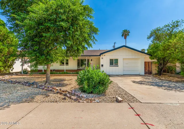 1st image of 21 E Alameda Dr, Tempe, AZ 85282 | MLS# 7068895