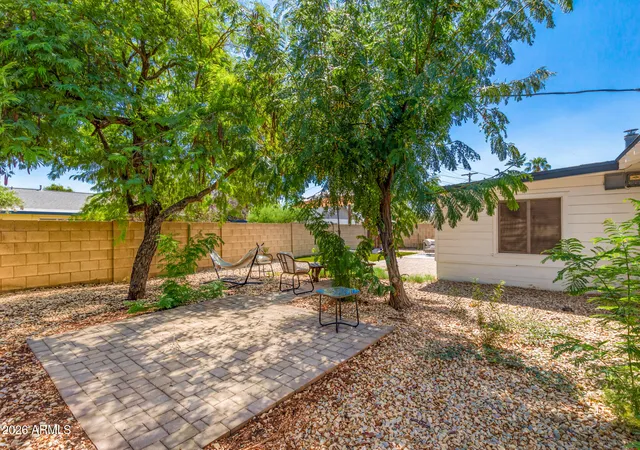 26th image of 21 E Alameda Dr, Tempe, AZ 85282 | MLS# 7068895