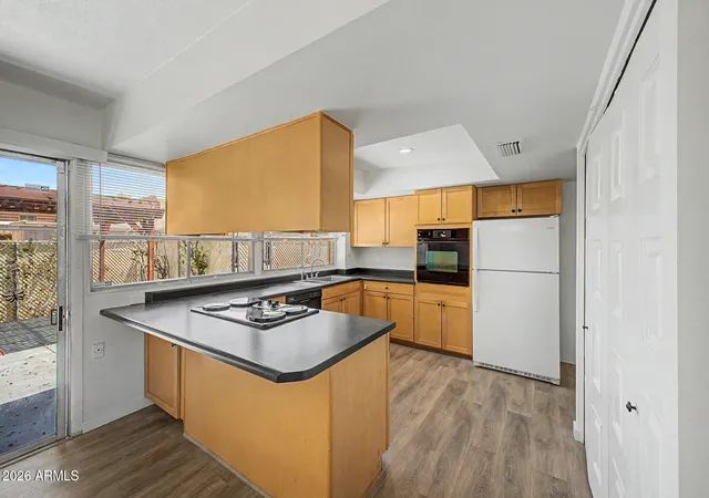 Photo 3 of Townhouse for sale at 4806 S Birch St, Tempe, AZ 85282 | MLS# 7070809 | Listing updated on 2026-10-03