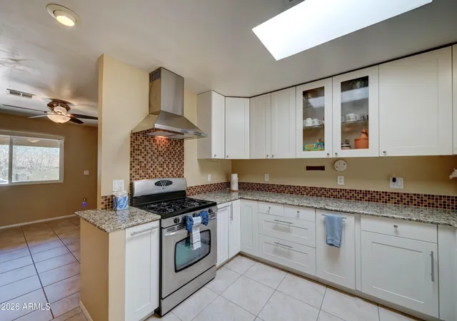 Photo 3 of Sale Pending at 2545 E Vista Dr, Phoenix, AZ 85032 | MLS# 7069504 | Listing updated on 2026-08-31