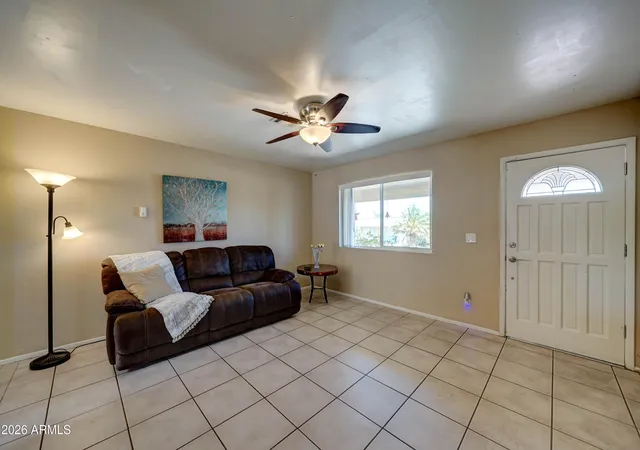 Photo 4 of Sale Pending at 2545 E Vista Dr, Phoenix, AZ 85032 | MLS# 7069504 | Listing updated on 2026-08-31