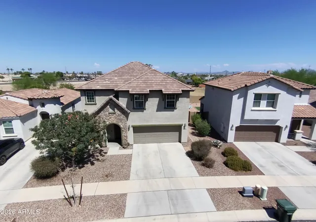 Photo 4 of Single family home for sale at 820 E Constance Wy, Phoenix, AZ 85042 | MLS# 7070685 | Listing updated on 2026-09-03