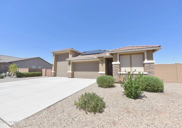 Photo 2 of Single family home for sale at 170 S Siena Ln, Casa Grande, AZ 85122 | MLS# 7068910 | Listing updated on 2026-09-10