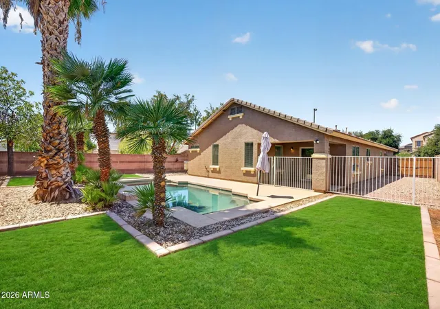 4th image of 2877 E Crescent Wy, Gilbert, AZ 85298 | MLS# 7069259