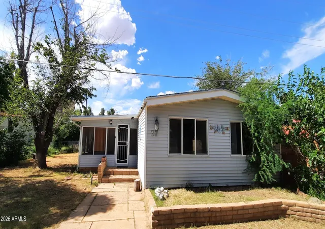 Photo 2 of Manufactured home for sale at 3300 E Fry Blvd #37, Sierra Vista, AZ 85635 | MLS# 7072450 | Listing updated on 2026-08-28