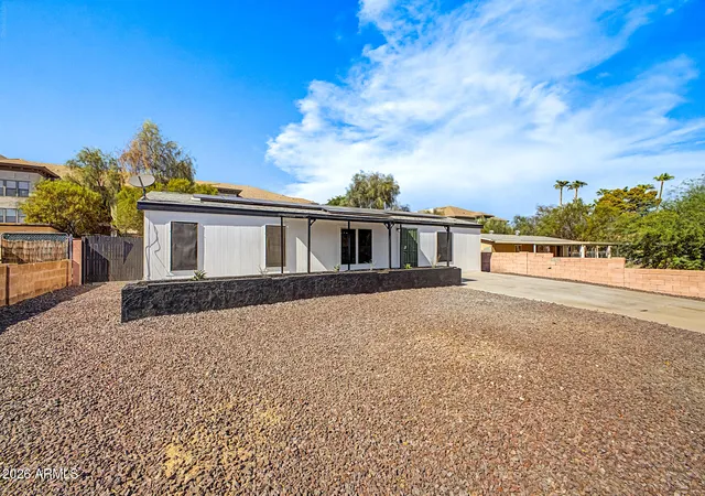 Photo 3 of Sale Pending at 2526 E Behrend Dr, Phoenix, AZ 85050 | MLS# 7069386 | Listing updated on 2026-09-15