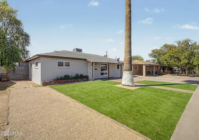 3rd image of 2929 W Loma Ln, Phoenix, AZ 85051 | MLS# 7069320
