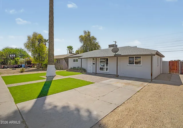 5th image of 2929 W Loma Ln, Phoenix, AZ 85051 | MLS# 7069320