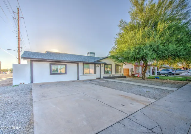 Photo 3 of Sale Pending at 8002 N 42nd Avenue, Phoenix, AZ 85051 | MLS# 7069122 | Listing updated on 2026-09-18