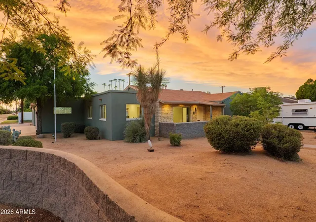 Photo 2 of Single family home for sale at 3402 N 26Th Pl N, Phoenix, AZ 85016 | MLS# 7070259 | Listing updated on 2026-10-02