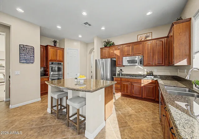 Photo 4 of Single family home for sale at 40122 N Noble Hawk Ct, Anthem, AZ 85086 | MLS# 7069627 | Listing updated on 2026-10-28