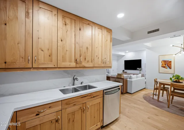 Photo 3 of House for sale at 7161 E Rancho Vista Dr #4004, Scottsdale, AZ 85251 | MLS# 7069107 | Listing updated on 2026-09-14