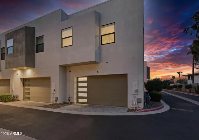 Photo 3 of Townhouse for sale at 5151 N 13Th Pl #6, Phoenix, AZ 85014 | MLS# 7069782 | Listing updated on 2026-09-16