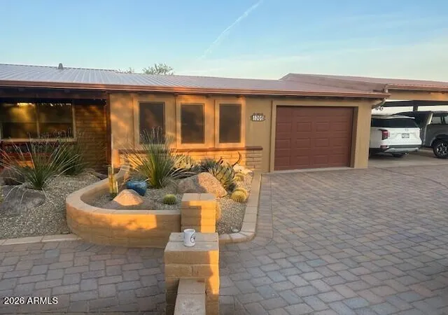 Photo 3 of Single family home for sale at 1305 Jack Burden Rd, Wickenburg, AZ 85390 | MLS# 7069032 | Listing updated on 2026-09-10