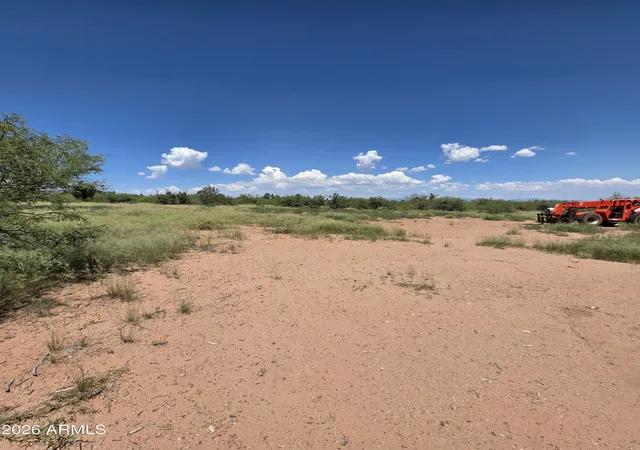 Photo 2 of Single family home for sale at 0 E Summer Trl, Hereford, AZ 85615 | MLS# 7070944 | Listing updated on 2026-08-26
