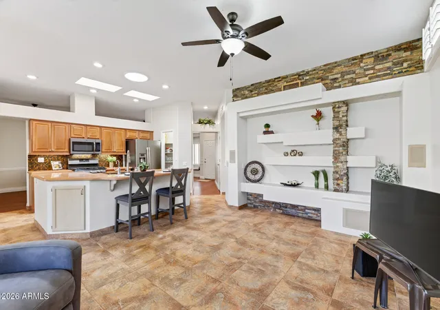Photo 4 of Sale Pending at 14232 W Circle Ridge Dr, Sun City West, AZ 85375 | MLS# 7072554 | Listing updated on 2026-09-10