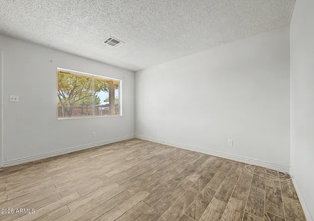 Photo 3 of Single family home for sale at 219 N Lincoln Ave, Casa Grande, AZ 85122 | MLS# 7069488 | Listing updated on 2026-09-17