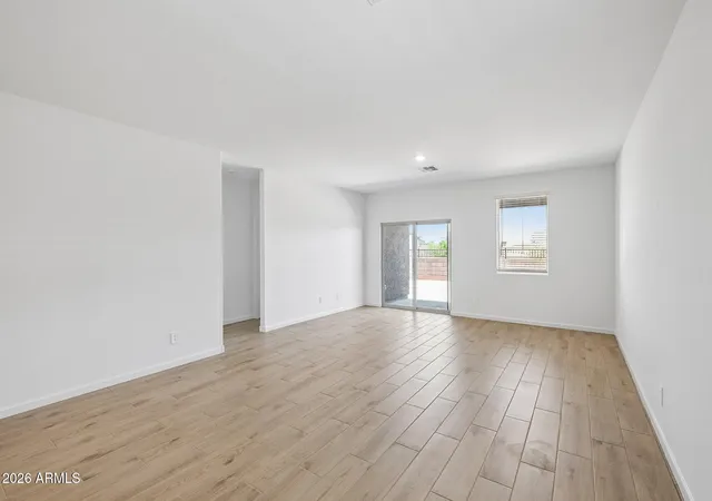 Photo 3 of Single family home for sale at 18222 W Creedance Blvd, Surprise, AZ 85387 | MLS# 7069229 | Listing updated on 2026-09-10
