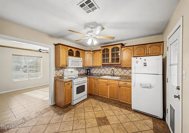Photo 3 of Single family home for sale at 8117 N 30Th Dr, Phoenix, AZ 85051 | MLS# 7072246 | Listing updated on 2026-08-28