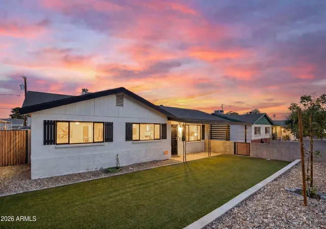 1st image of 1017 E El Caminito Dr, Phoenix, AZ 85020 | MLS# 7069477