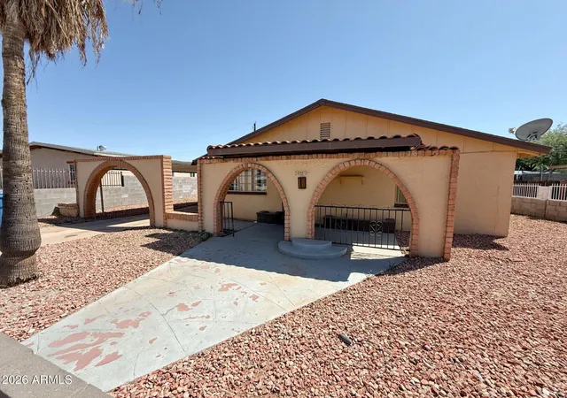 2nd image of 1707 E Illini St, Phoenix, AZ 85040 | MLS# 7069323