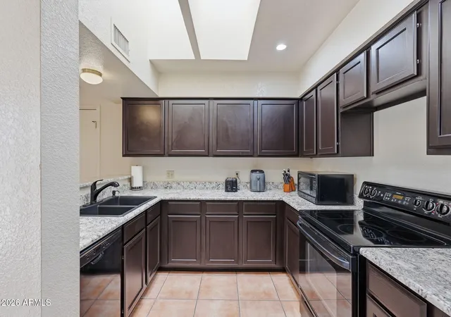 Photo 3 of Single family home for sale at 1643 E Wagoner Rd, Phoenix, AZ 85022 | MLS# 7069687 | Listing updated on 2026-09-22