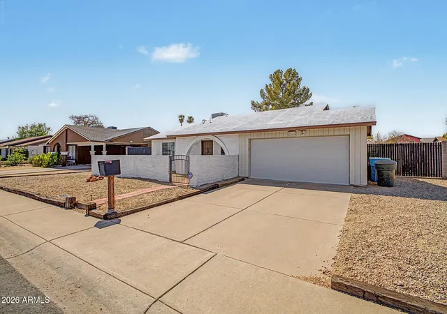 Photo 2 of Single family home for sale at 2821 W Charleston Ave, Phoenix, AZ 85053 | MLS# 7069244 | Listing updated on 2026-09-18